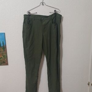 "Make Offer" Swiss Tech Green Chinos Relaxed Fit Everyday Wear